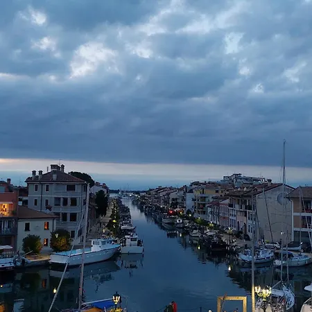 View Of The Canal Apartment Grado